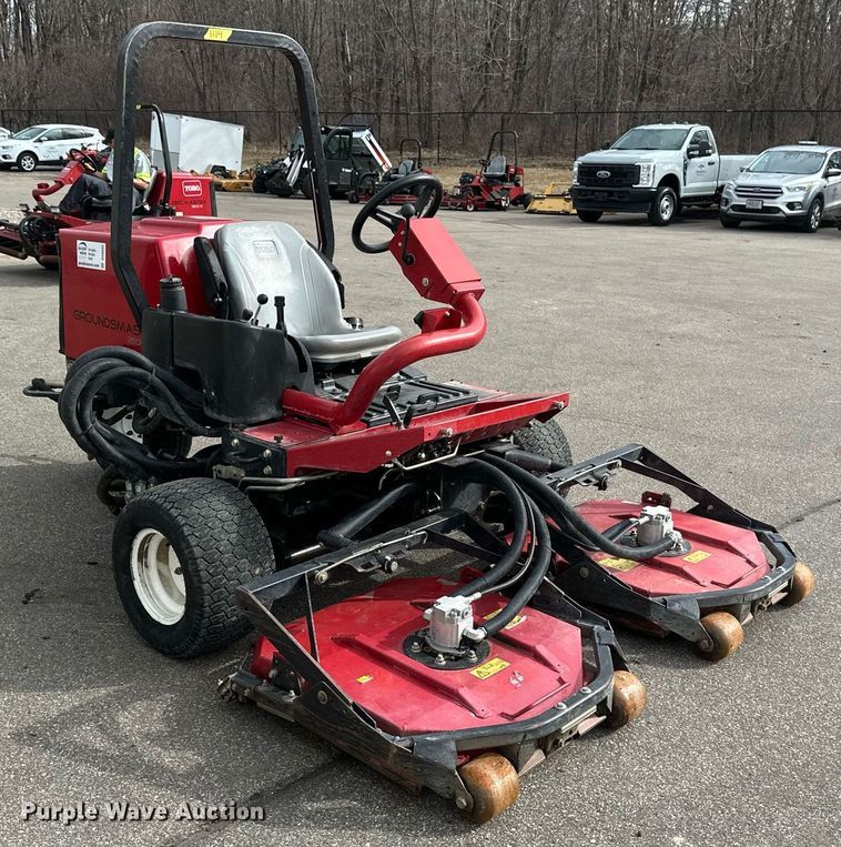 image for item DV0695 Toro Groundsmaster 3500D Sidewinder lawn mower