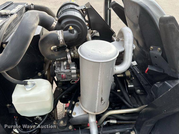 image for item DV0695 Toro Groundsmaster 3500D Sidewinder lawn mower