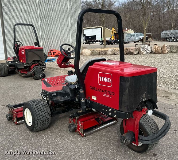 image for item DV0696 Toro Reelmaster 3100D reel mower