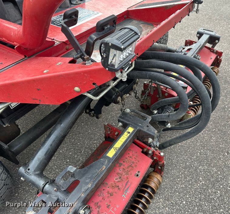 image for item DV0696 Toro Reelmaster 3100D reel mower