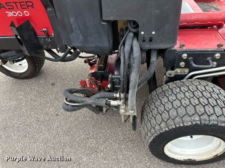 image for item DV0696 Toro Reelmaster 3100D reel mower