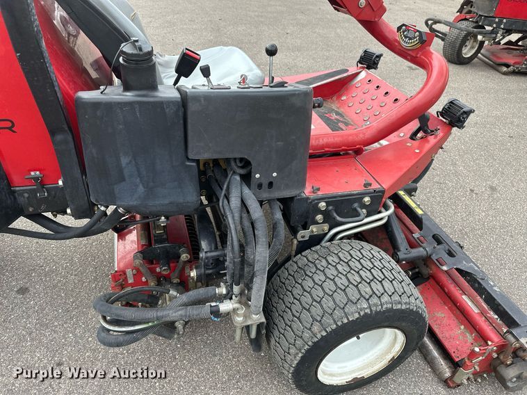 image for item DV0696 Toro Reelmaster 3100D reel mower