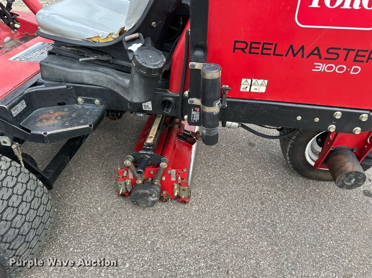 image for item DV0696 Toro Reelmaster 3100D reel mower
