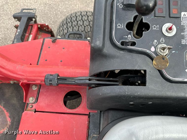 image for item DV0696 Toro Reelmaster 3100D reel mower