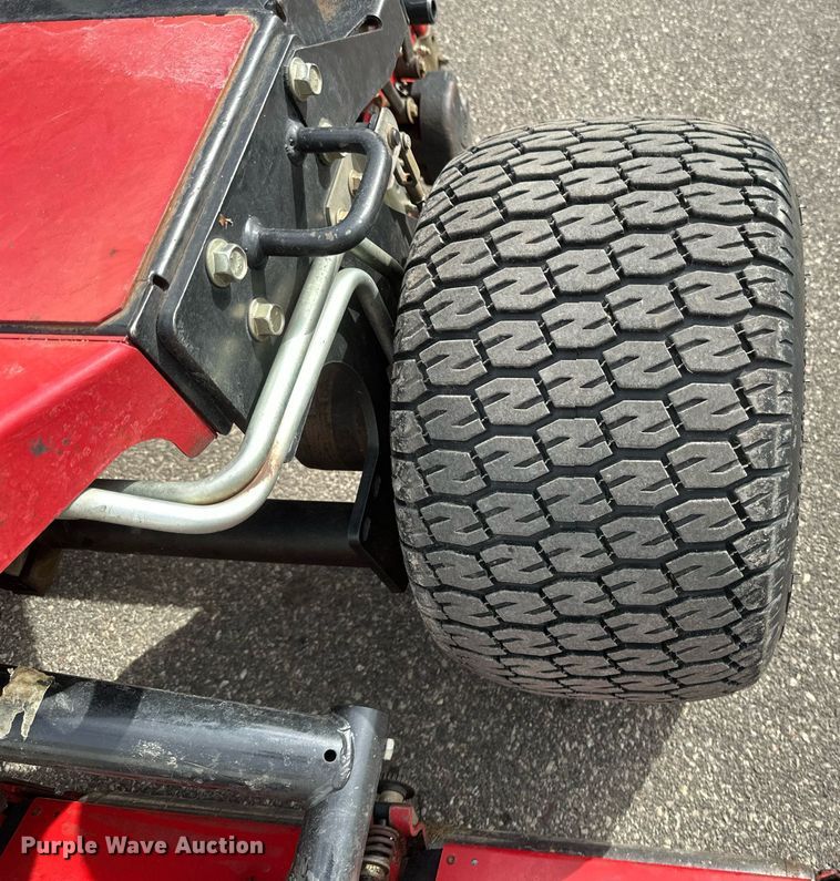 image for item DV0696 Toro Reelmaster 3100D reel mower