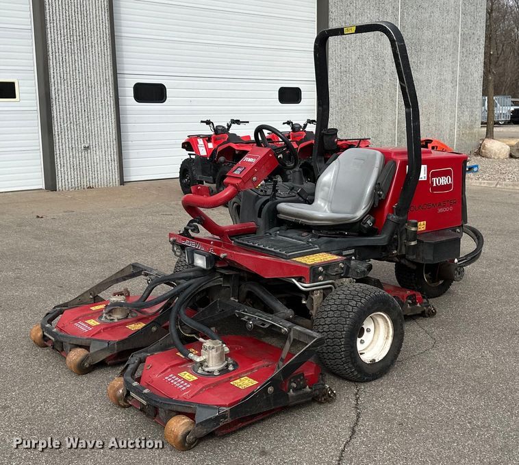 image for item DV0697 Toro Groundsmaster 3500D Sidewinder lawn mower