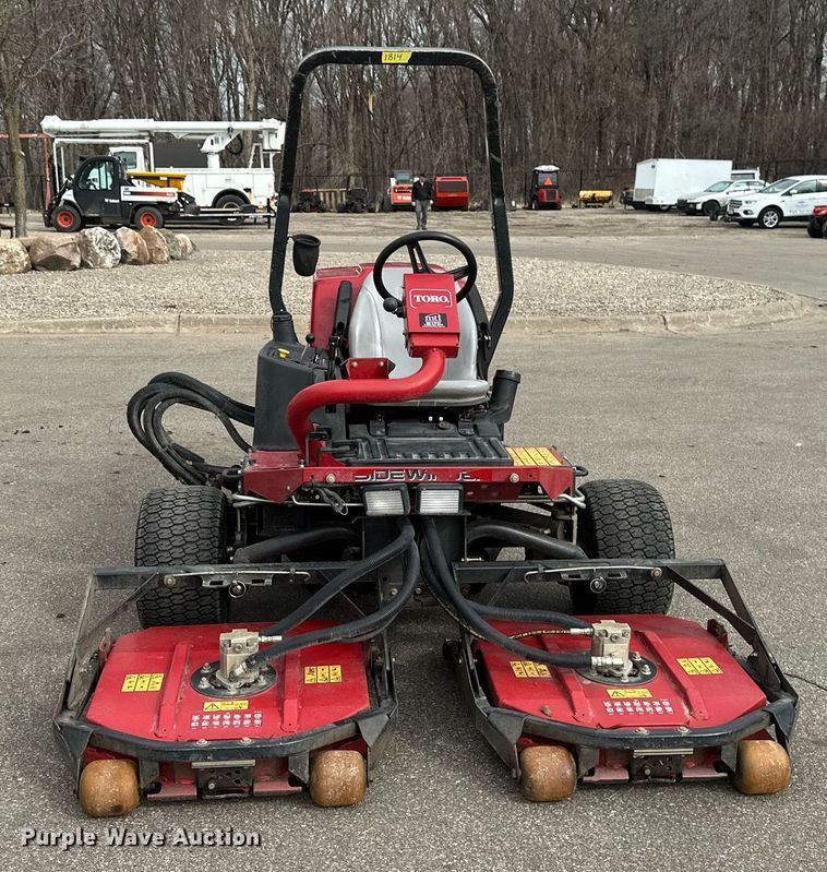 image for item DV0697 Toro Groundsmaster 3500D Sidewinder lawn mower