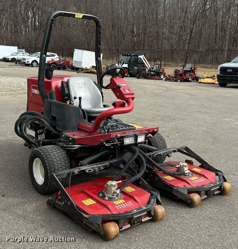 image for item DV0697 Toro Groundsmaster 3500D Sidewinder lawn mower