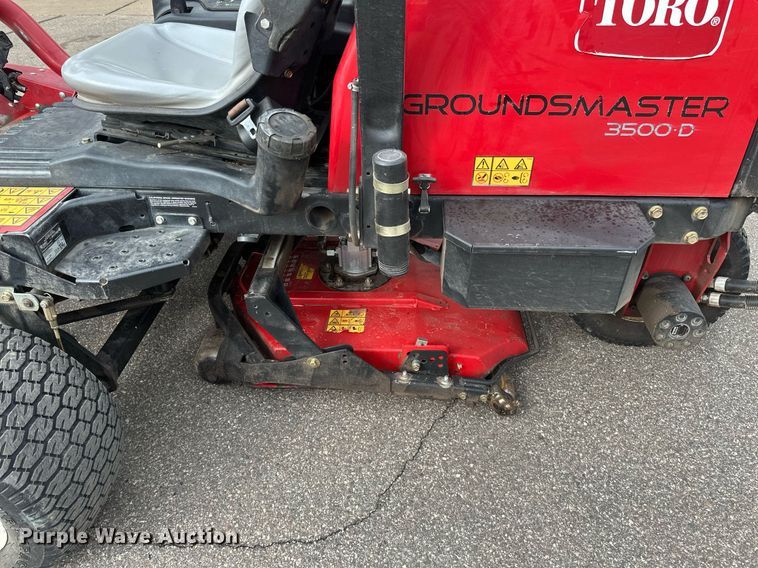 image for item DV0697 Toro Groundsmaster 3500D Sidewinder lawn mower