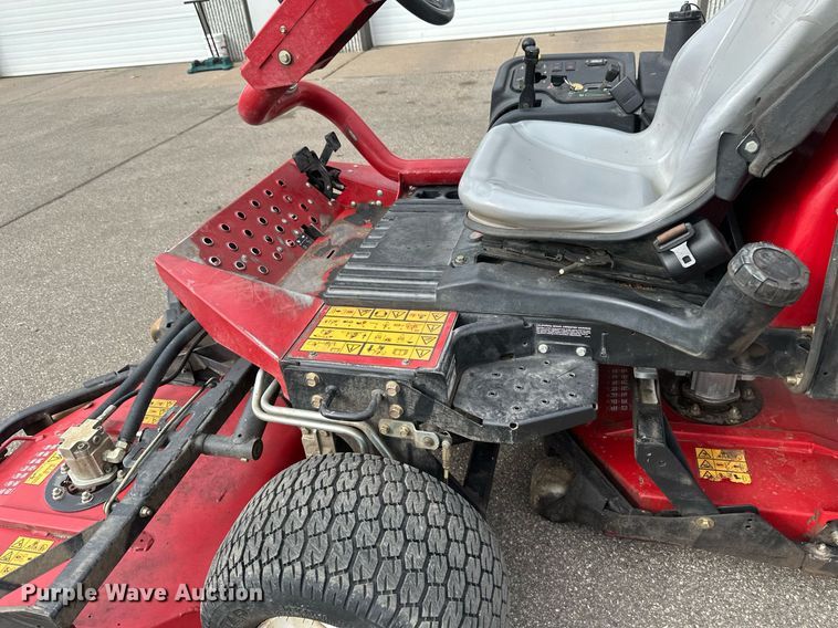 image for item DV0697 Toro Groundsmaster 3500D Sidewinder lawn mower