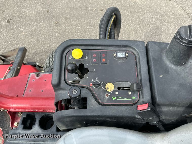 image for item DV0697 Toro Groundsmaster 3500D Sidewinder lawn mower