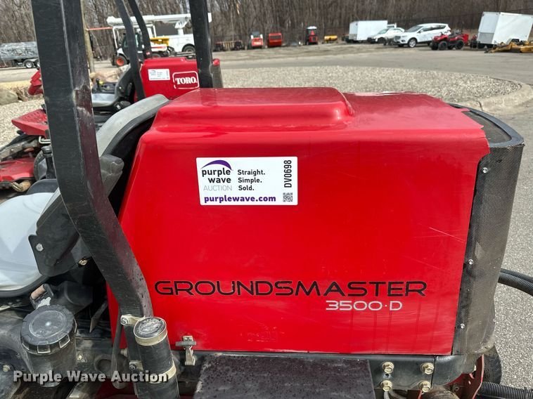 image for item DV0698 Toro Groundsmaster 3500D Sidewinder lawn mower