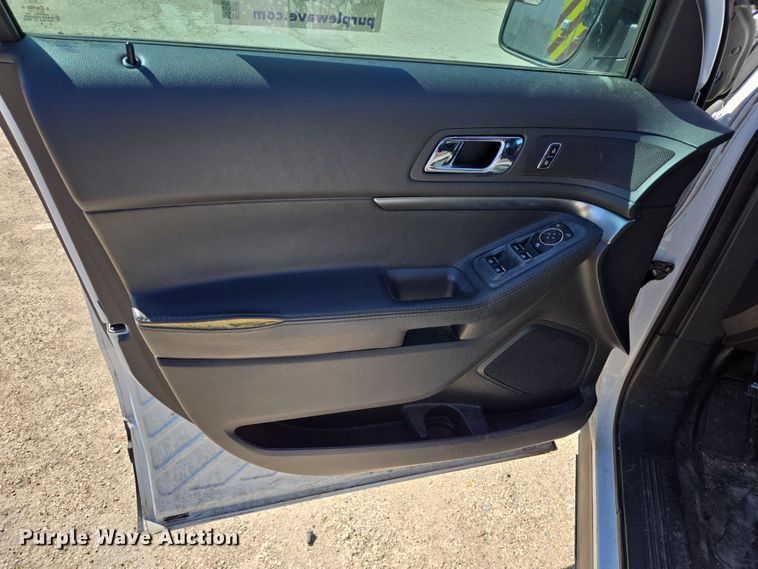 image for item DV1302 2014 Ford Explorer Police SUV