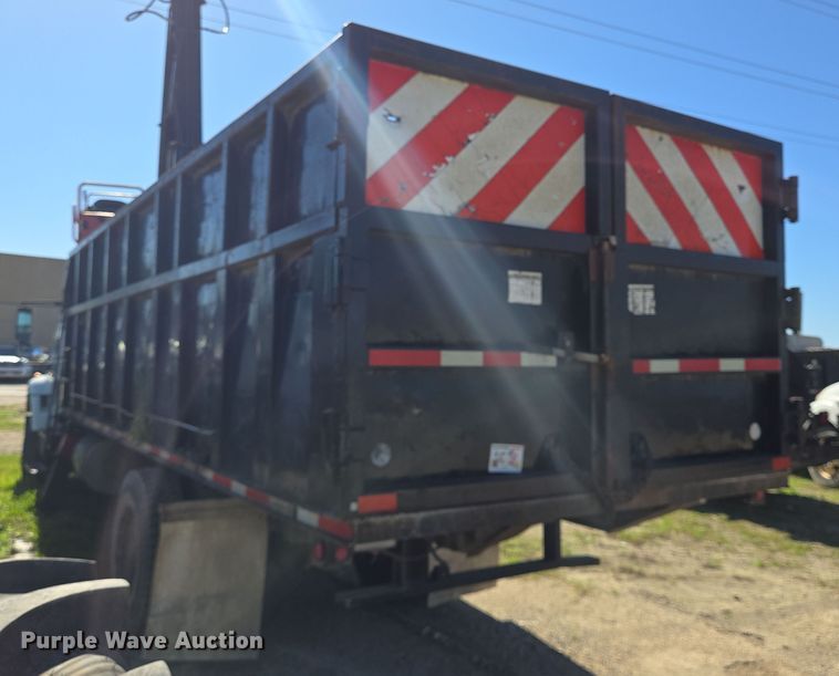 image for item DV1304 2011 International WorkStar 7300 grapple truck