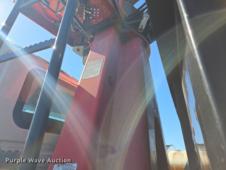 image for item DV1304 2011 International WorkStar 7300 grapple truck