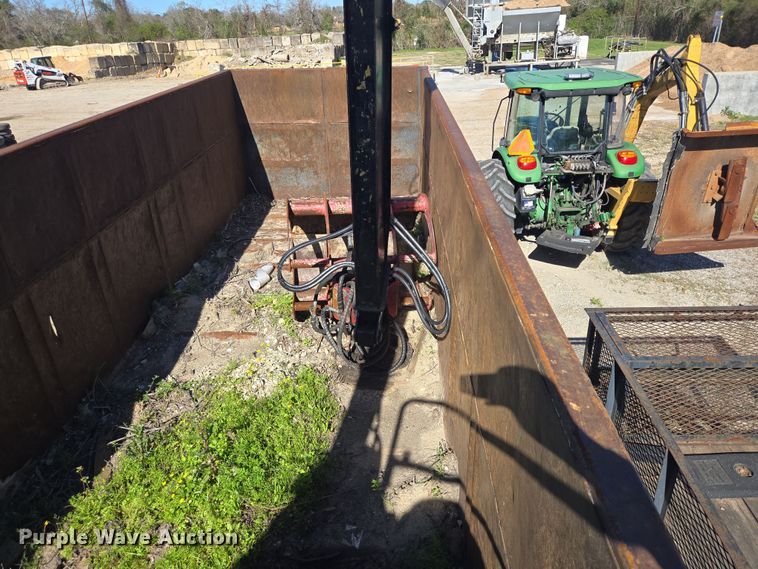 image for item DV1304 2011 International WorkStar 7300 grapple truck