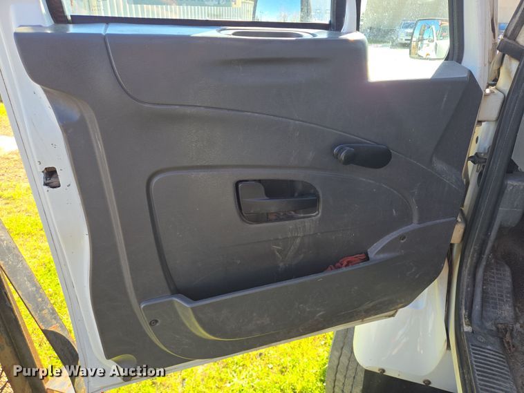 image for item DV1304 2011 International WorkStar 7300 grapple truck