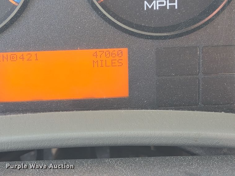 image for item DV1304 2011 International WorkStar 7300 grapple truck