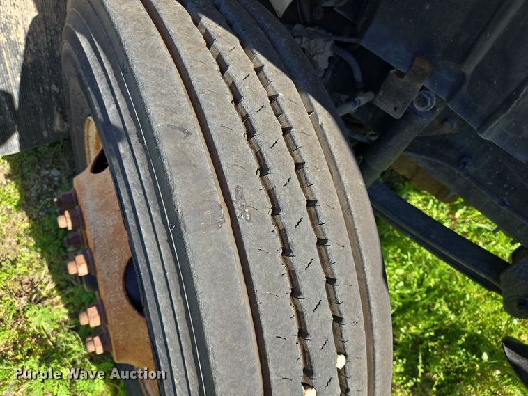 image for item DV1304 2011 International WorkStar 7300 grapple truck