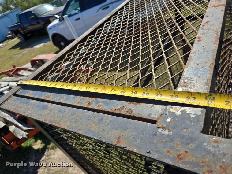 image for item DV1305 2001 Parker utility trailer