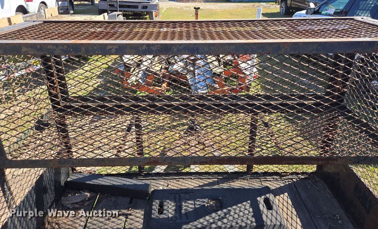 image for item DV1305 2001 Parker utility trailer