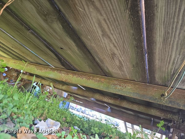 image for item DV1305 2001 Parker utility trailer