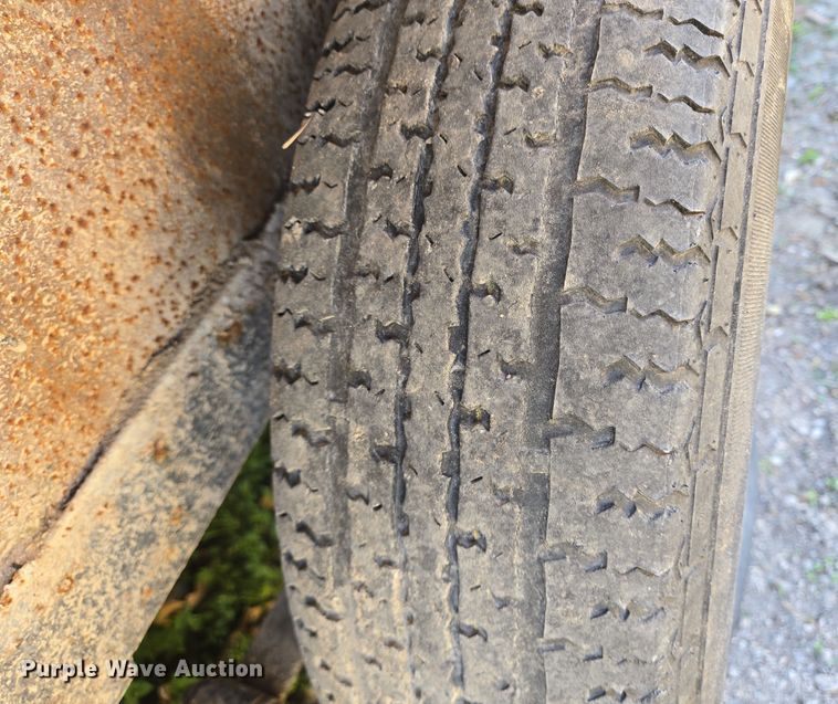 image for item DV1305 2001 Parker utility trailer