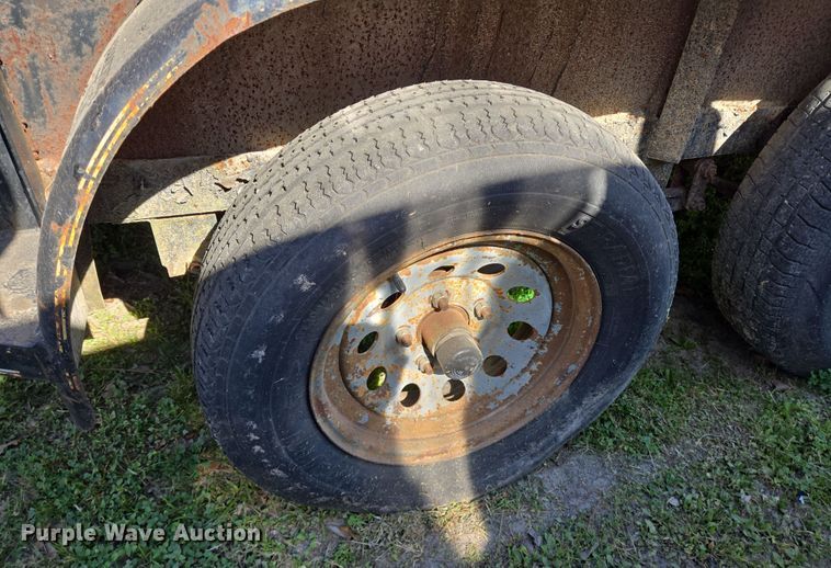 image for item DV1305 2001 Parker utility trailer