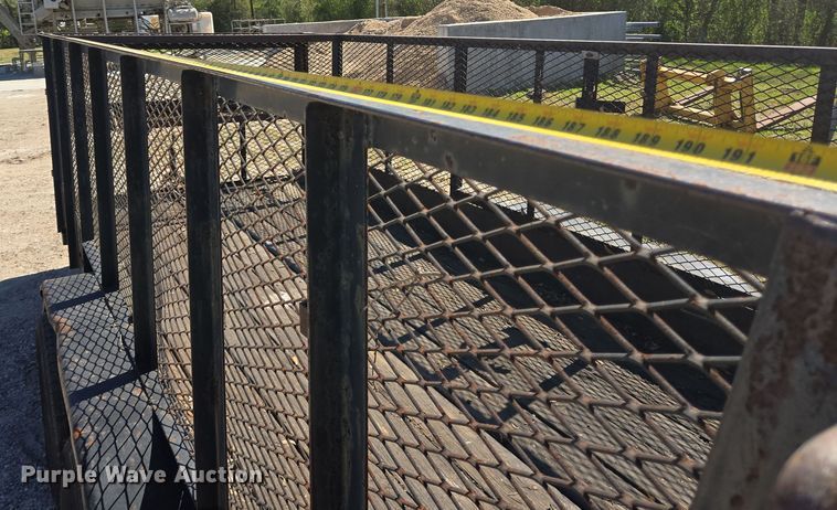 image for item DV1316 2005 Parker utility trailer