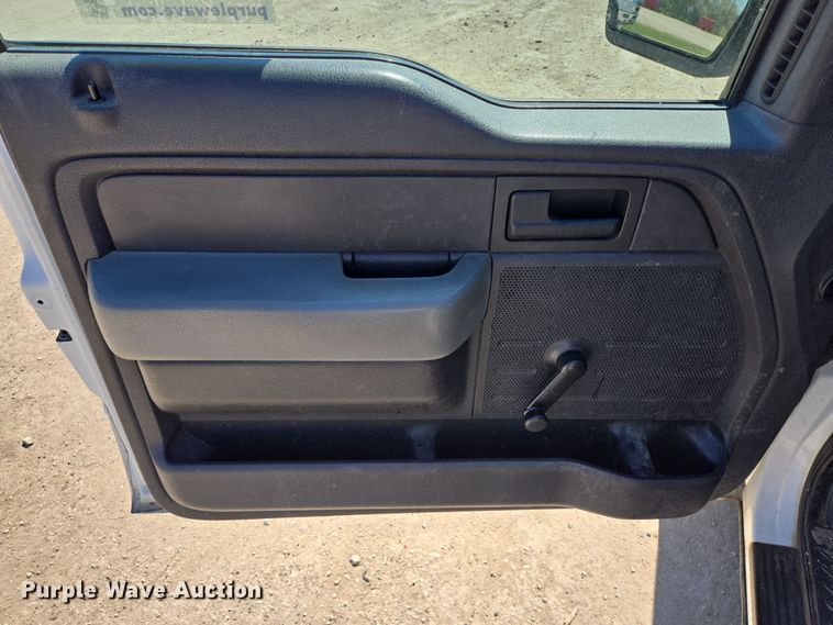 image for item DV1371 2011 Ford F150 XL SuperCab pickup truck