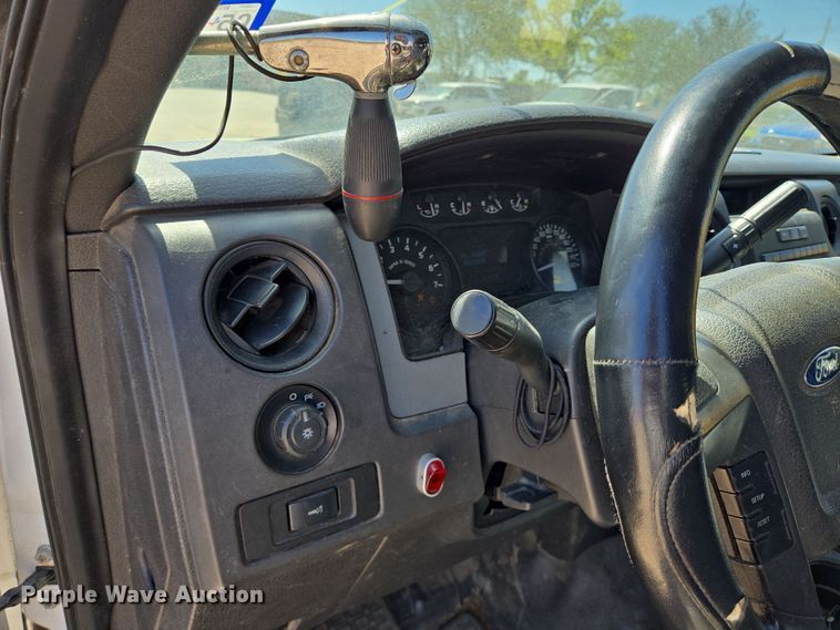 image for item DV1371 2011 Ford F150 XL SuperCab pickup truck