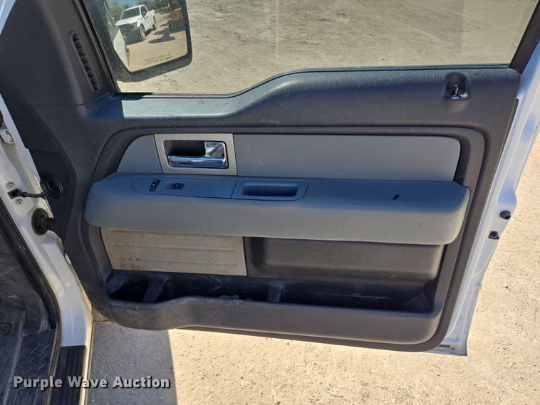 image for item DV1372 2011 Ford F150 pickup truck