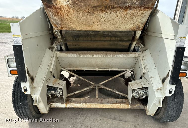 image for item DV1874 2000 Elgin Pelican Series P street sweeper