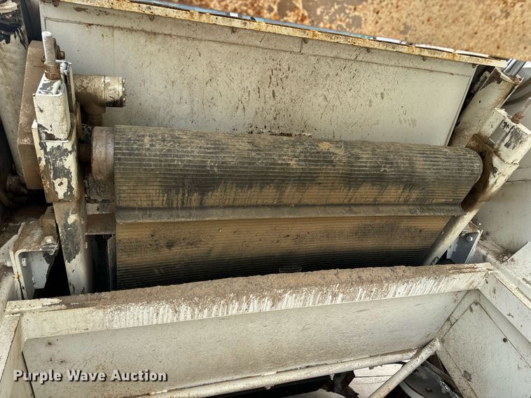 image for item DV1874 2000 Elgin Pelican Series P street sweeper