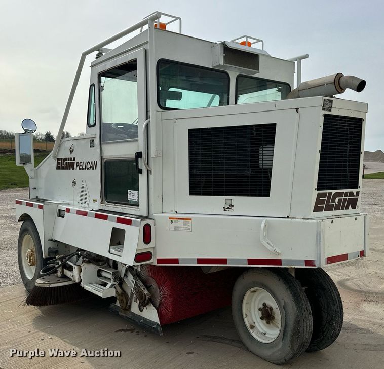 image for item DV1874 2000 Elgin Pelican Series P street sweeper