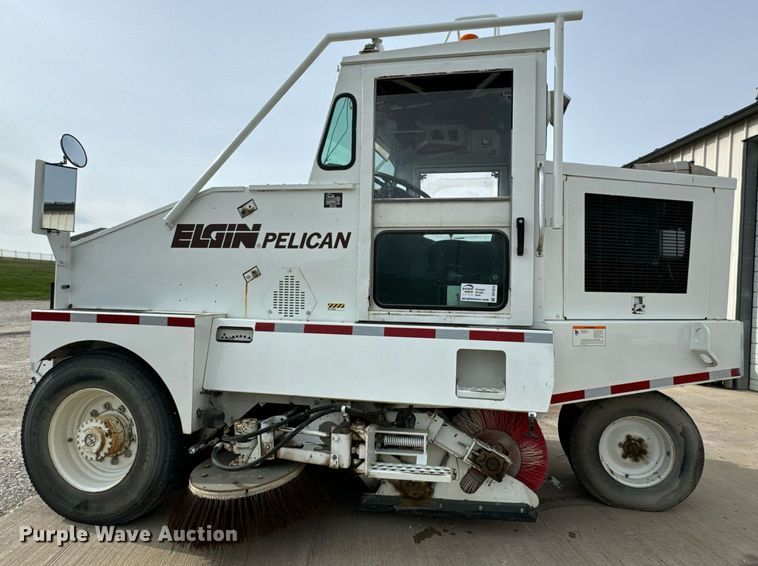 image for item DV1874 2000 Elgin Pelican Series P street sweeper