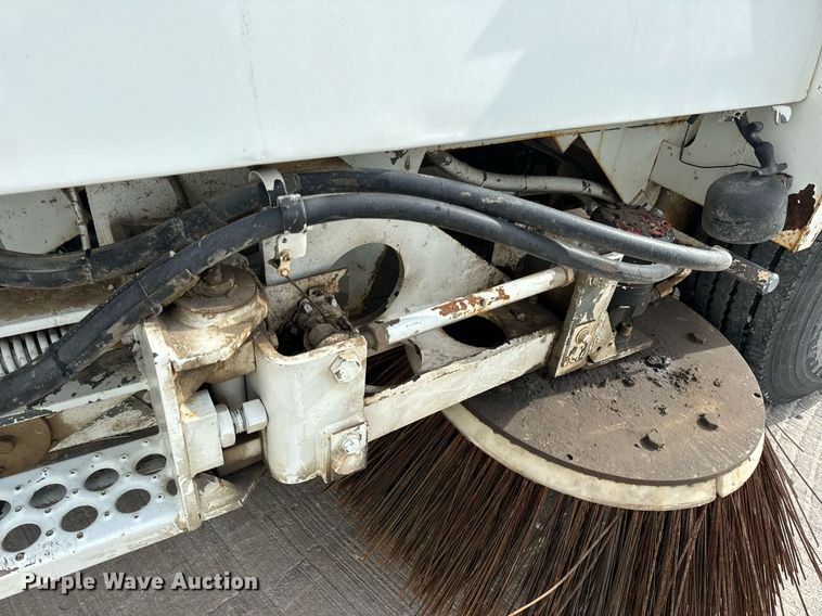 image for item DV1874 2000 Elgin Pelican Series P street sweeper
