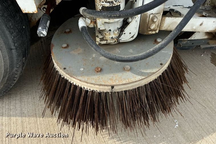 image for item DV1874 2000 Elgin Pelican Series P street sweeper