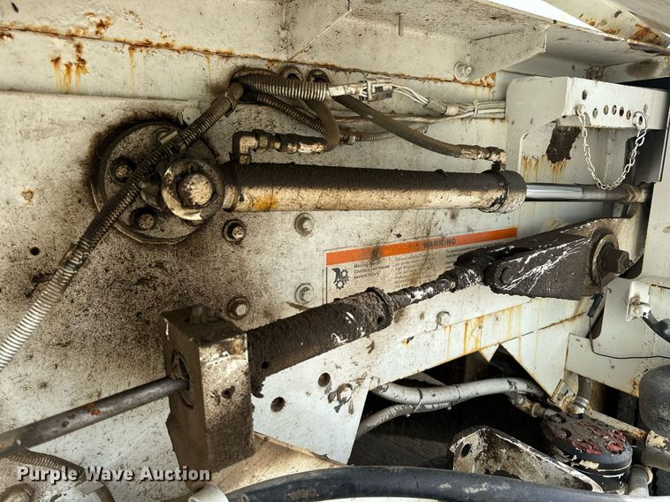 image for item DV1874 2000 Elgin Pelican Series P street sweeper