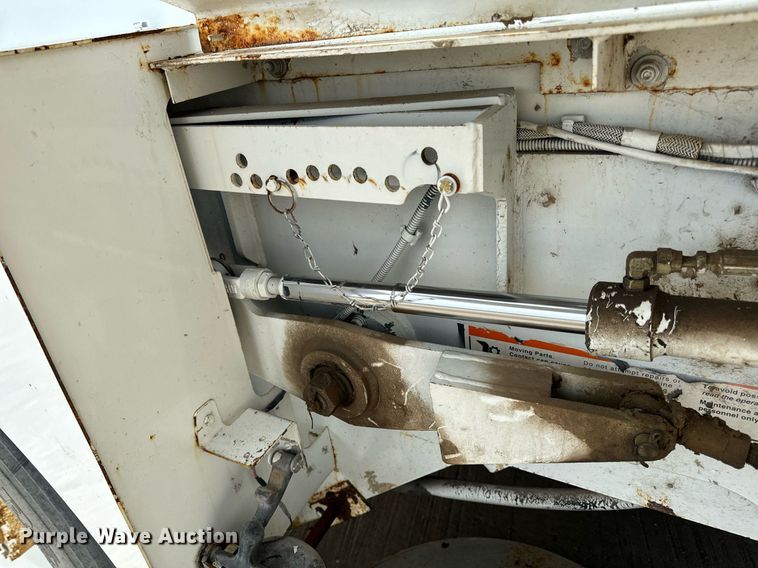 image for item DV1874 2000 Elgin Pelican Series P street sweeper