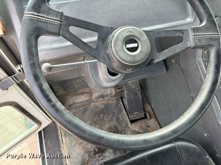 image for item DV1874 2000 Elgin Pelican Series P street sweeper