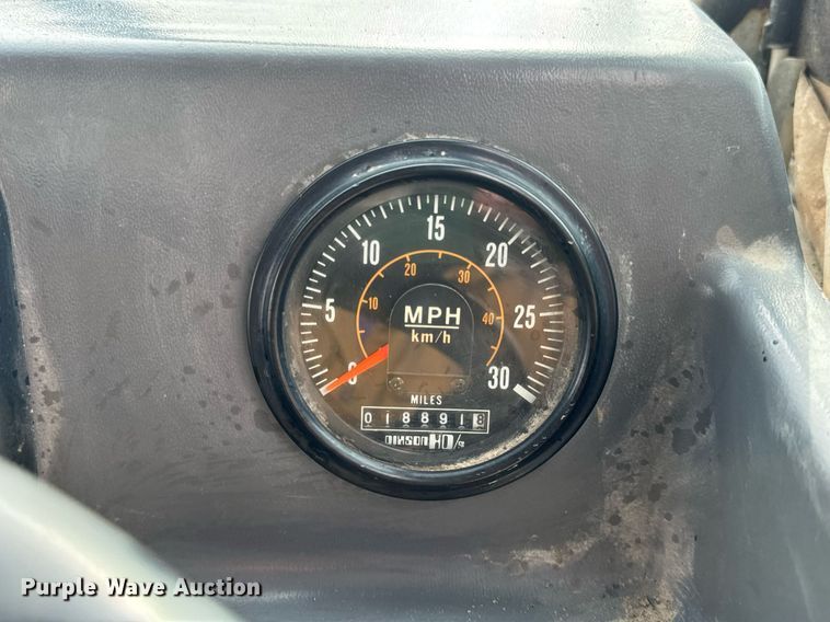 image for item DV1874 2000 Elgin Pelican Series P street sweeper