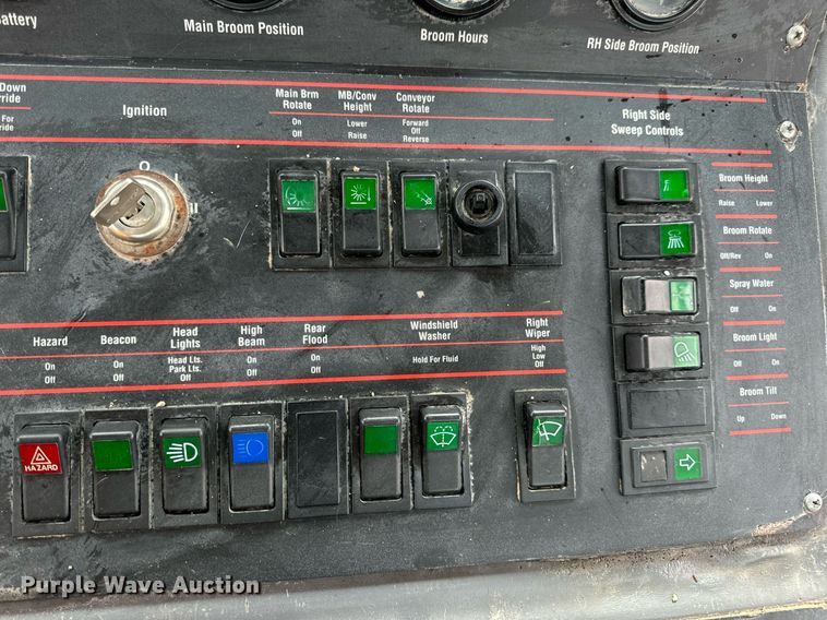 image for item DV1874 2000 Elgin Pelican Series P street sweeper