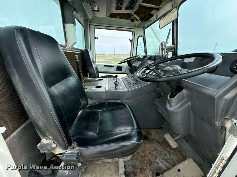 image for item DV1874 2000 Elgin Pelican Series P street sweeper