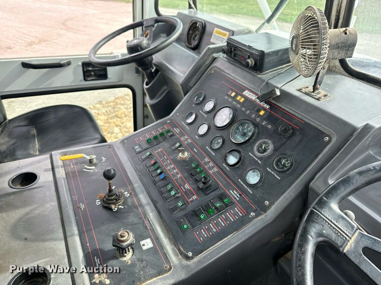 image for item DV1874 2000 Elgin Pelican Series P street sweeper