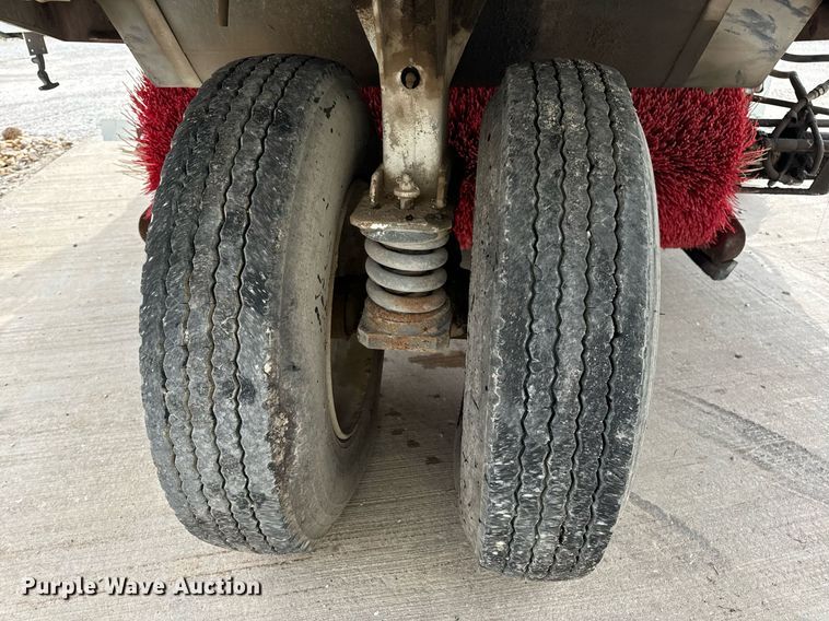 image for item DV1874 2000 Elgin Pelican Series P street sweeper