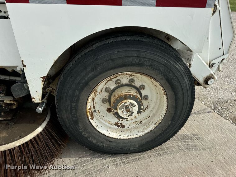 image for item DV1874 2000 Elgin Pelican Series P street sweeper