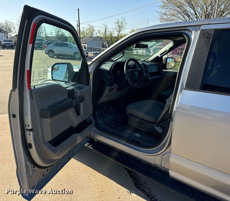 image for item DV1891 2020 Ford F150 Crew Cab pickup truck