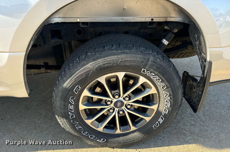 image for item DV1891 2020 Ford F150 Crew Cab pickup truck