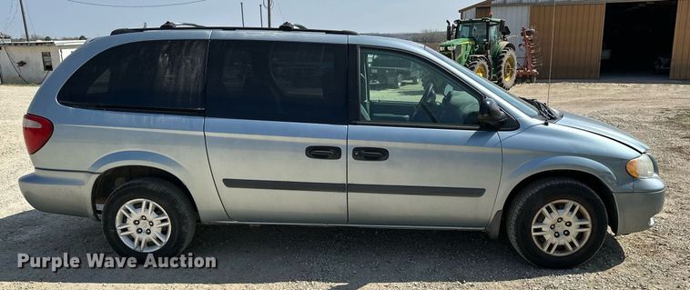 image for item DV2863 2005 Dodge Grand Caravan van